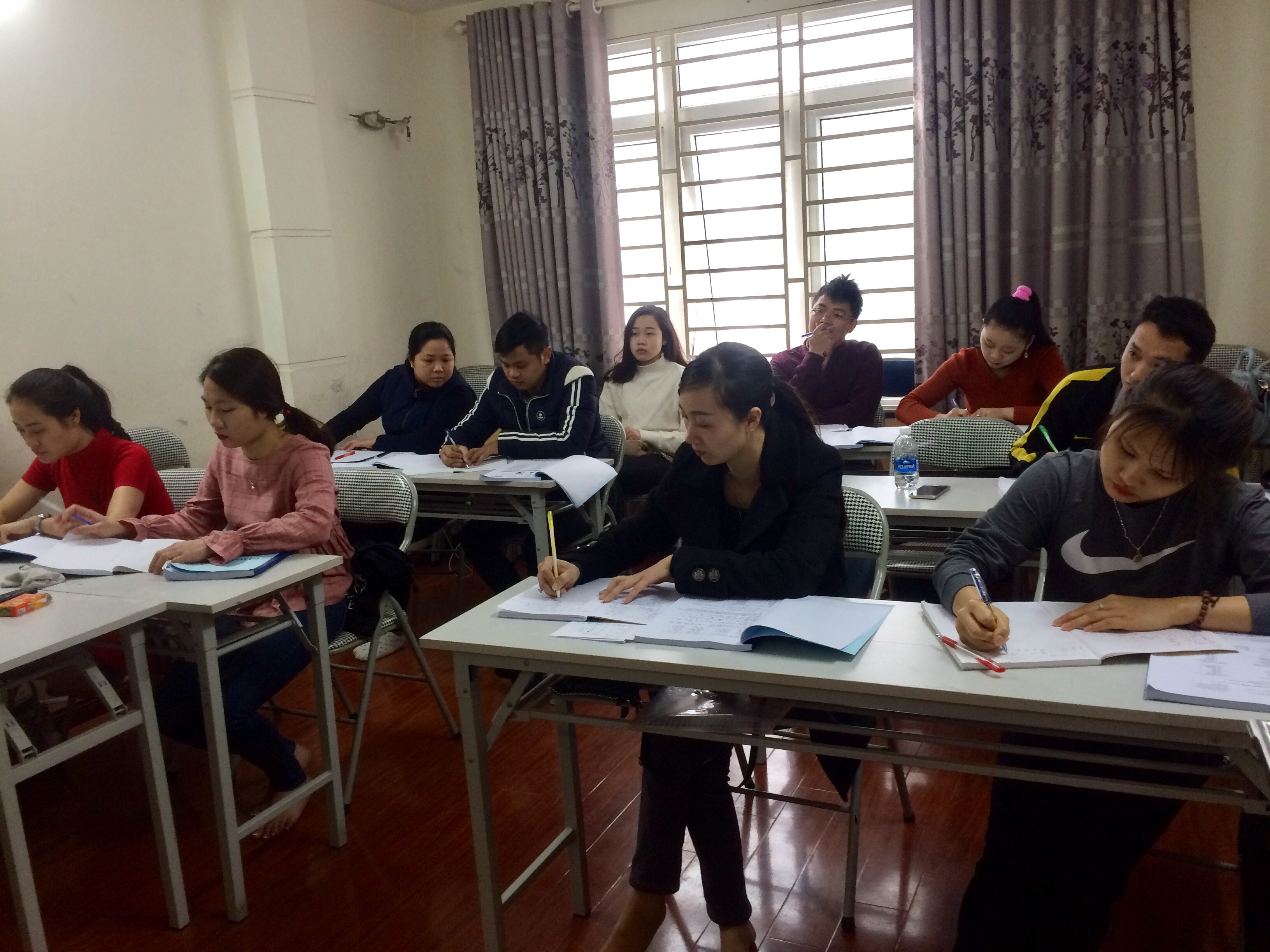 Khóa Học Tiếng Séc (210x360) Khóa Học Tiếng Séc