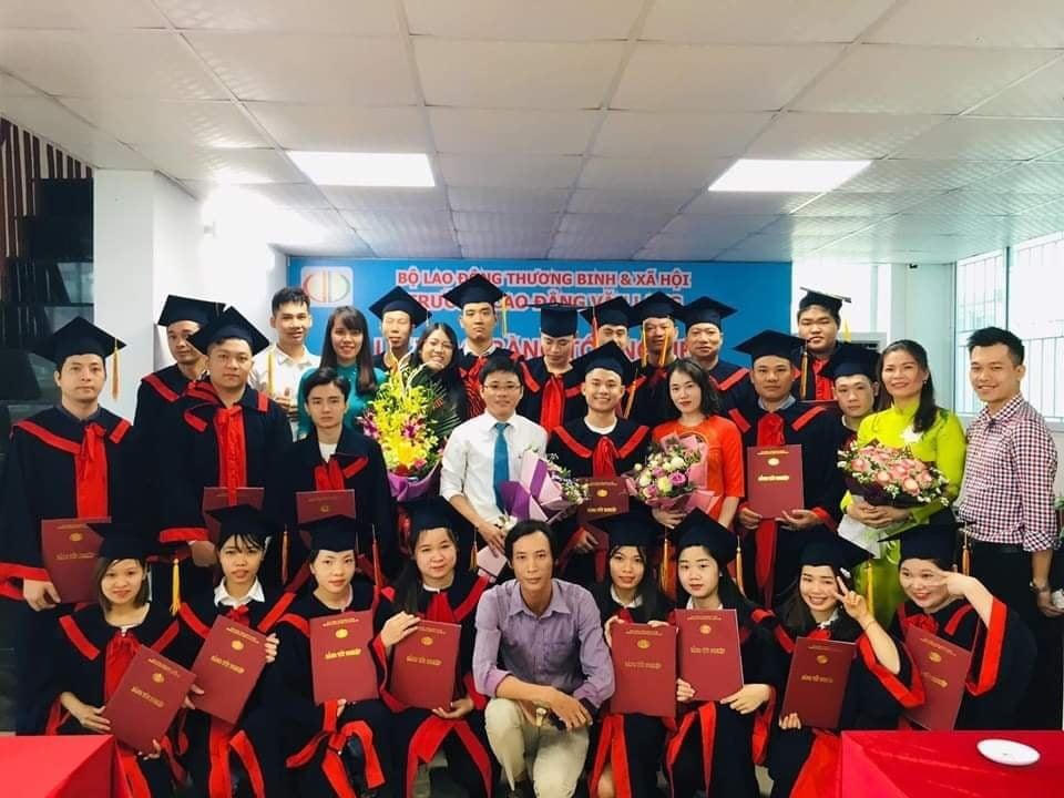 ĐÀO TẠO HỆ TRUNG CẤP VÀ CAO ĐẲNG (210x360) ĐÀO TẠO HỆ TRUNG CẤP VÀ CAO ĐẲNG
